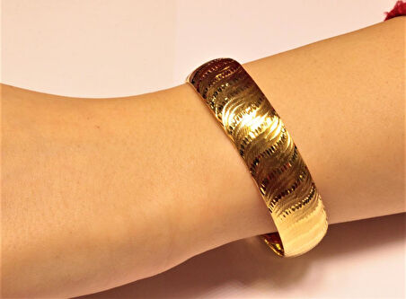 8 Ayar Kadın Altın Hediyelik Bilezik 3111