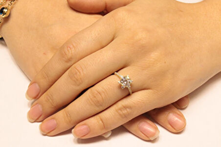 Altın Tek Taş Yüzük