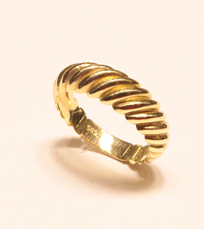 Altın Taşsız Yüzük