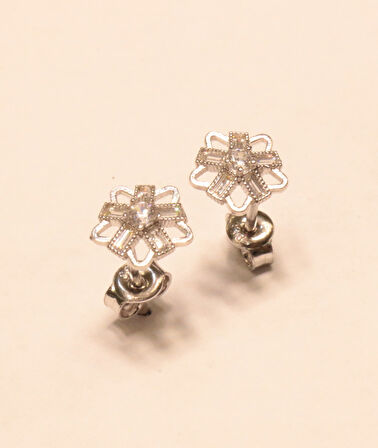 Beyaz Altın Yıldız Küpe