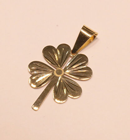 Altın Yonca  Kadın Kolye Ucu