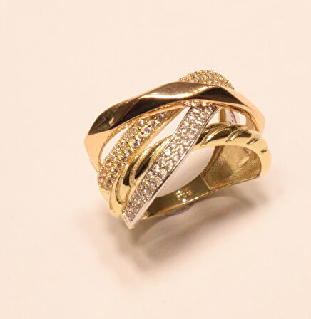 Altın Taşlı Yüzük