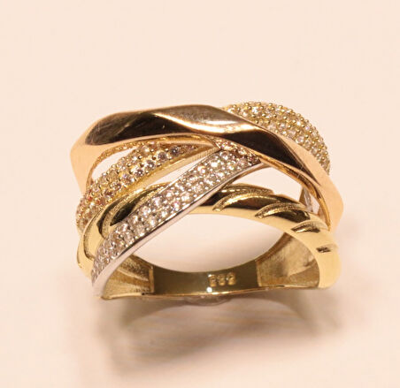 Altın Taşlı Yüzük