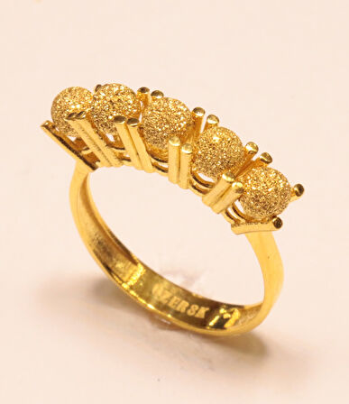 Altın Beş Top Yüzük