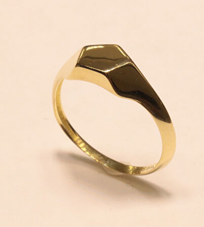 Altın Altıgen Köşeli Yüzük