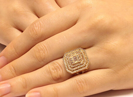 Altın Baget Taşlı Yüzük