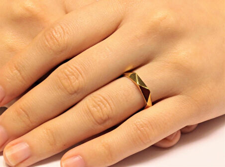 22 Ayar Altın Minimal Yüzük