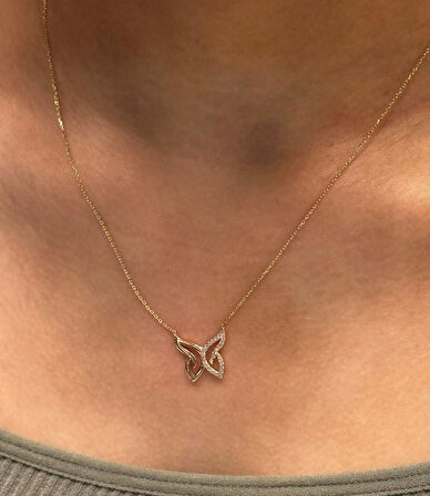 14 Ayar Altın Kelebek Kolye Ucu ve Zinciri 28188