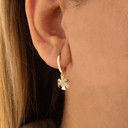  Altın Sallantılı Papatya Küpe