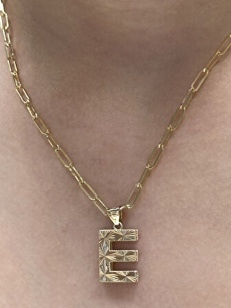  Altın 3 Boyutlu E Harfli Ataç Zincir