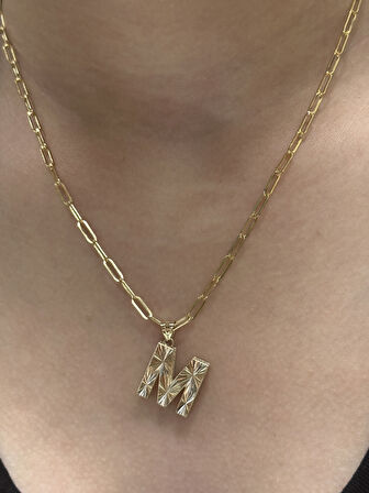  Altın 3 Boyutlu M Harfli Ataç Zincir