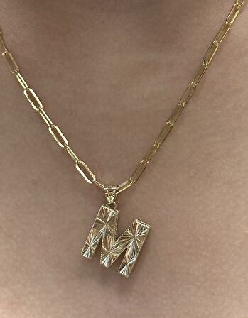 Altın 3 Boyutlu M Harf Kolye Ucu