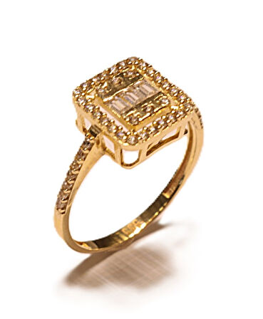  14 Ayar Altın Baget Taşlı Yüzük 242004