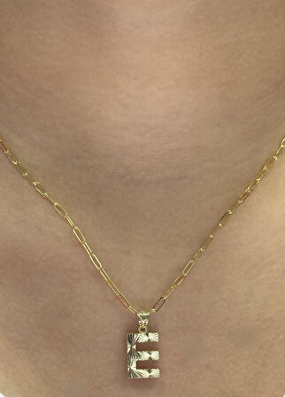 Altın 3 Boyutlu E Harfli Ataç Zincir