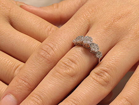  Altın Coronet Beştaş Yüzük 34510