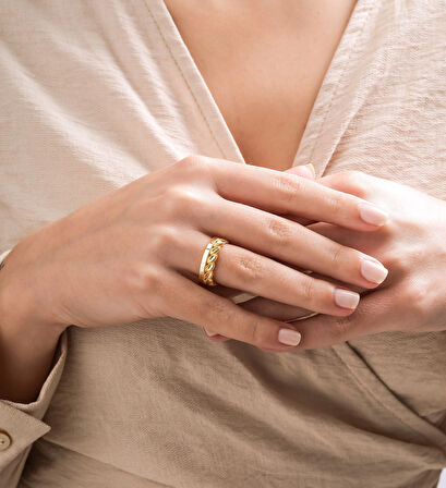 14 Ayar Altın Damla Model Ajda Yüzük