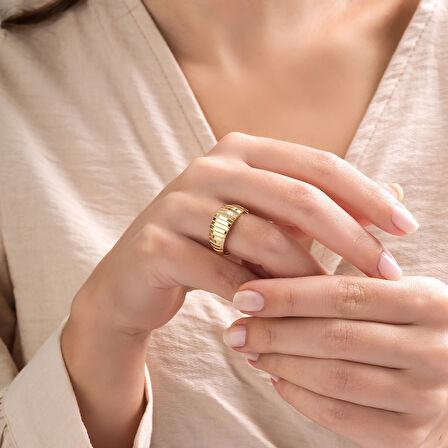 Altın Ajda Model Bombeli Yüzük