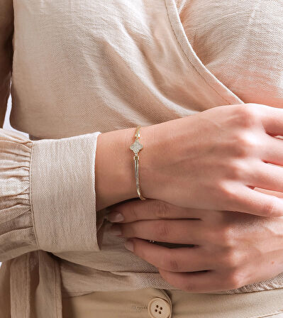  Altın Yonca Modelli Balık Sırtı Bileklik