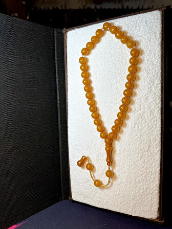 SEVGİLİYE ÖZEL HEDİYE TESBİH ÇUBUK KEHRİBAR KÜRE KESİM H-1122.