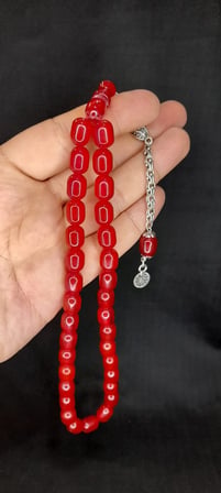 SEVGİLİYE ÖZEL HEDİYE ÇUBUK KEHRİBAR TESBİH KIRMIZI RENK KAPSÜL KESİM H-1441.