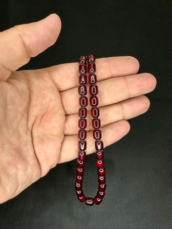 SEVGİLİYE ÖZEL HEDİYE ÇUBUK KEHRİBAR KESTANE RENGİ KAPSÜL KESİM 9MM X 7MM H-1526.