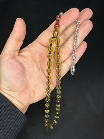 SEVGİLİYE ÖZEL HEDİYE TOZ KEHRİBAR TESBİH SARI RENKLİ BEYZİ KESİM 11MMX8MM H-1576.