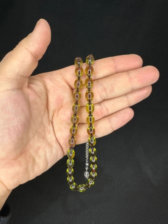 SEVGİLİYE ÖZEL HEDİYE TOZ KEHRİBAR TESBİH SARI RENKLİ BEYZİ KESİM 11MMX8MM H-1576.