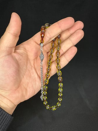 SEVGİLİYE ÖZEL HEDİYE TOZ KEHRİBAR TESBİH SARI RENKLİ BEYZİ KESİM 11MMX8MM H-1576.