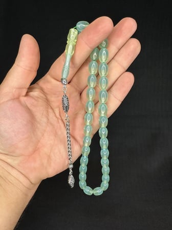 SEVGİLİYE ÖZEL HEDİYE TOZ KEHRİBAR TESBİH MAVİ/YEŞİL RENKLİ KAPSÜL KESİM 12MMX8MM H-1603.
