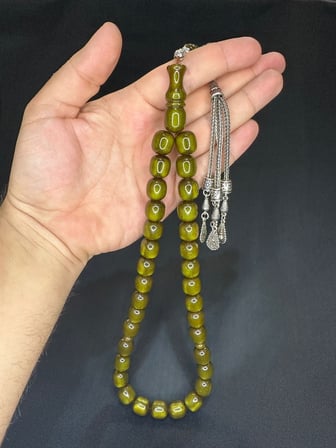 SEVGİLİYE ÖZEL HEDİYE ÇUBUK KEHRİBAR TESBİH YEŞİL RENK KAPSÜL KESİM 13MMX14,5MM H-1619.