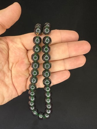 SEVGİLİYE ÖZEL HEDİYE TOZ KEHRİBAR TESBİH YEŞİL RENKLİ KÜRE KESİM 11 MM H-1626.