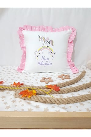 40x40 cm Nakışlı Bebek Kırlenti İsimli Fırfırlı Takı Yastığı İçi Dolgulu H8