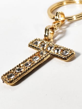 T Harfi Taşlı Gold Renk Metal Anahtarlık – Şık ve Işıltılı Harf Tasarımı