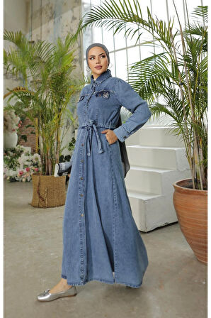 Kadın Boncuk İşlemeli Düğmeli Kot Elbise