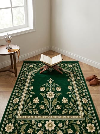 Yeşil Klasik Desenli Dijital Baskı Seccade – Geleneksel Motifli Namaz Seccadesi