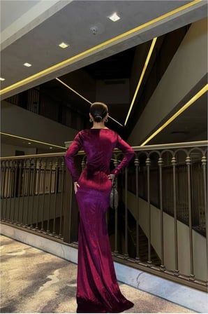 HOBİBAHÇEM Kadife Kumaş Taş Abiye Yaka Kalp Elbise Detaylı · Renk: Saks · Beden: M HB006