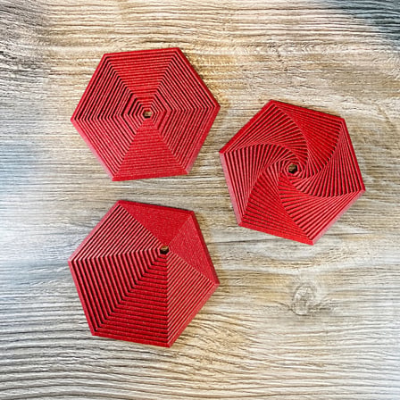 HOBİBAHÇEM 3D Baskı Super Fidget Coaster Seti - Altıgen Desenli Bardak Altlığı ve Tutucu-Kırmızı HB006