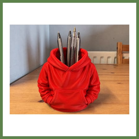 HOBİBAHÇEM 3D Baskı Kapüşonlu Sweatshirt Kalemlik - Masaüstü Organizer-Kırmızı HB006