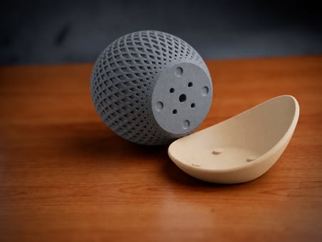 HOBİBAHÇEM 3D Baskı Küre Saksı - Kafes Dokulu İki Parçalı Dekoratif Saksı - Gri-Bej HB006