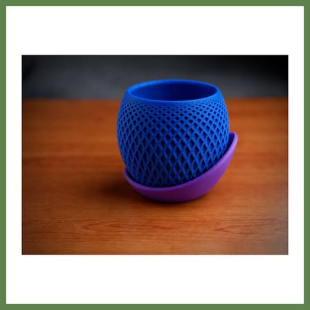 HOBİBAHÇEM 3D Baskı Küre Saksı - Kafes Dokulu İki Parçalı Dekoratif Saksı - Mavi-Mor HB006