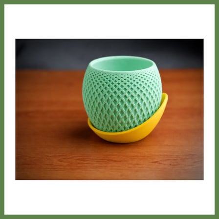 HOBİBAHÇEM 3D Baskı Küre Saksı - Kafes Dokulu İki Parçalı Dekoratif Saksı - Mint-Sarı HB006