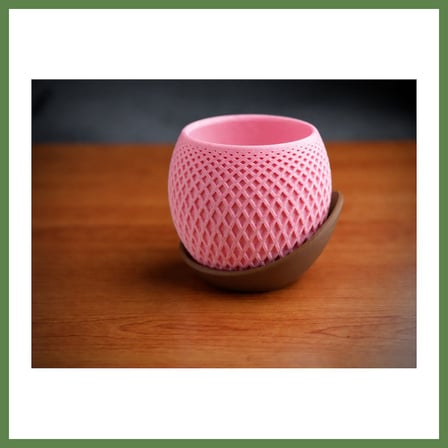 HOBİBAHÇEM 3D Baskı Küre Saksı - Kafes Dokulu İki Parçalı Dekoratif Saksı - Pembe-Kahverengi HB006