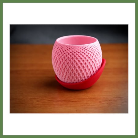 HOBİBAHÇEM 3D Baskı Küre Saksı - Kafes Dokulu İki Parçalı Dekoratif Saksı - Pembe-Kırmızı HB006