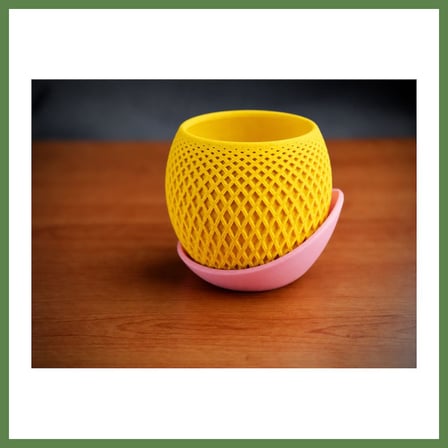 HOBİBAHÇEM 3D Baskı Küre Saksı - Kafes Dokulu İki Parçalı Dekoratif Saksı - Sarı-Pembe HB006