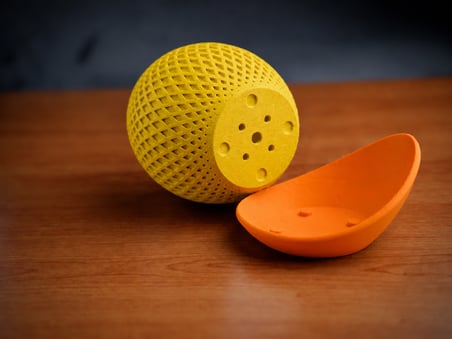 HOBİBAHÇEM 3D Baskı Küre Saksı - Kafes Dokulu İki Parçalı Dekoratif Saksı - Sarı-Turuncu HB006