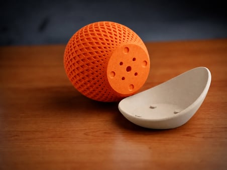HOBİBAHÇEM 3D Baskı Küre Saksı - Kafes Dokulu İki Parçalı Dekoratif Saksı - Turuncu-Bej HB006