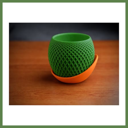 HOBİBAHÇEM 3D Baskı Küre Saksı - Kafes Dokulu İki Parçalı Dekoratif Saksı - Yeşil-Turuncu HB006