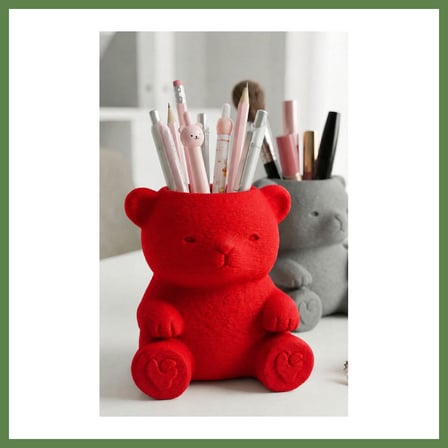 HOBİBAHÇEM 3D Baskı Sevimli Ayıcık Kalemlik - Masaüstü Organizer - Kırmızı HB006