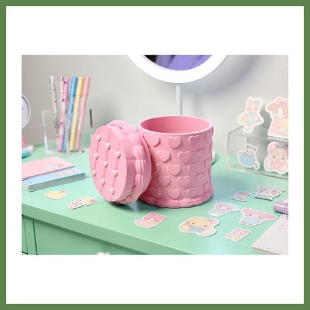 HOBİBAHÇEM 3D Baskı Kabartma Kalp Desenli Kapaklı Kalemlik - Masaüstü Organizer - Pembe HB006