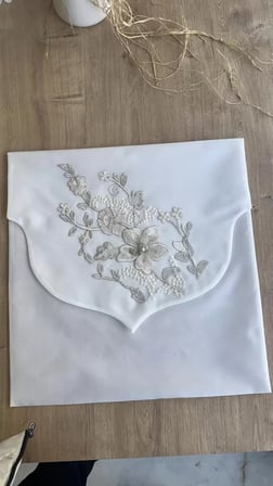 HOBİBAHÇEM Fransız Güpürlü Zarf Bohça Nişan Söz Saten Bohça Lüks 3 Boyutlu Çeyizlik Bohça 50x50 cm 1 Adet HB006